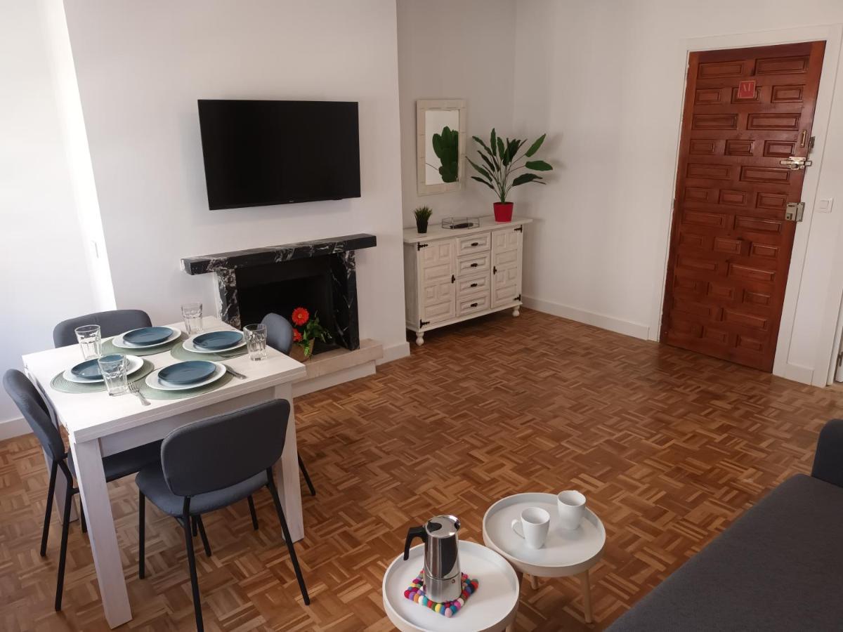 New Maritimo Apartment Malaga Luaran gambar