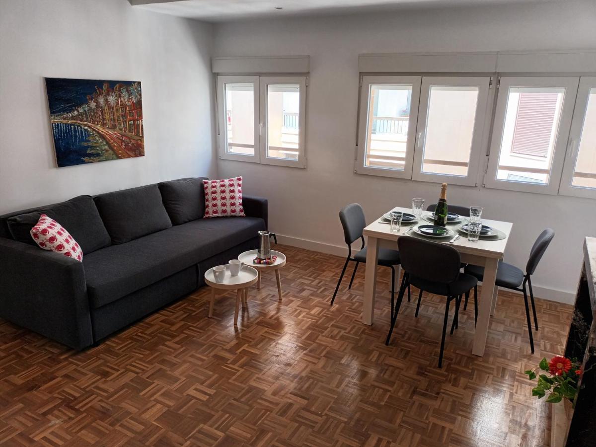 New Maritimo Apartment Malaga Luaran gambar