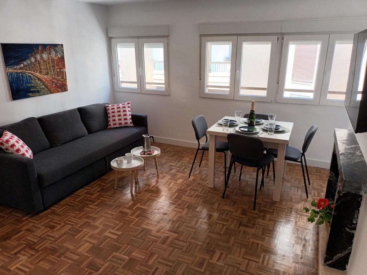 New Maritimo Apartment Malaga Luaran gambar