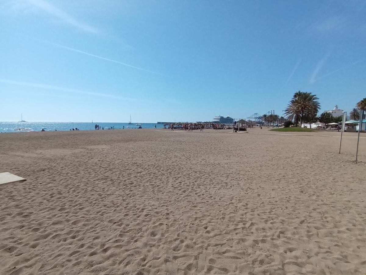 New Maritimo Apartment Malaga Luaran gambar